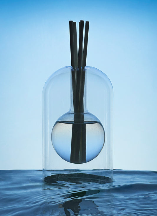 'FragranceLab' : Single BALL Glass Diffuser (incl frosted bottle 200ml fragrance oil + diffuser reeds)